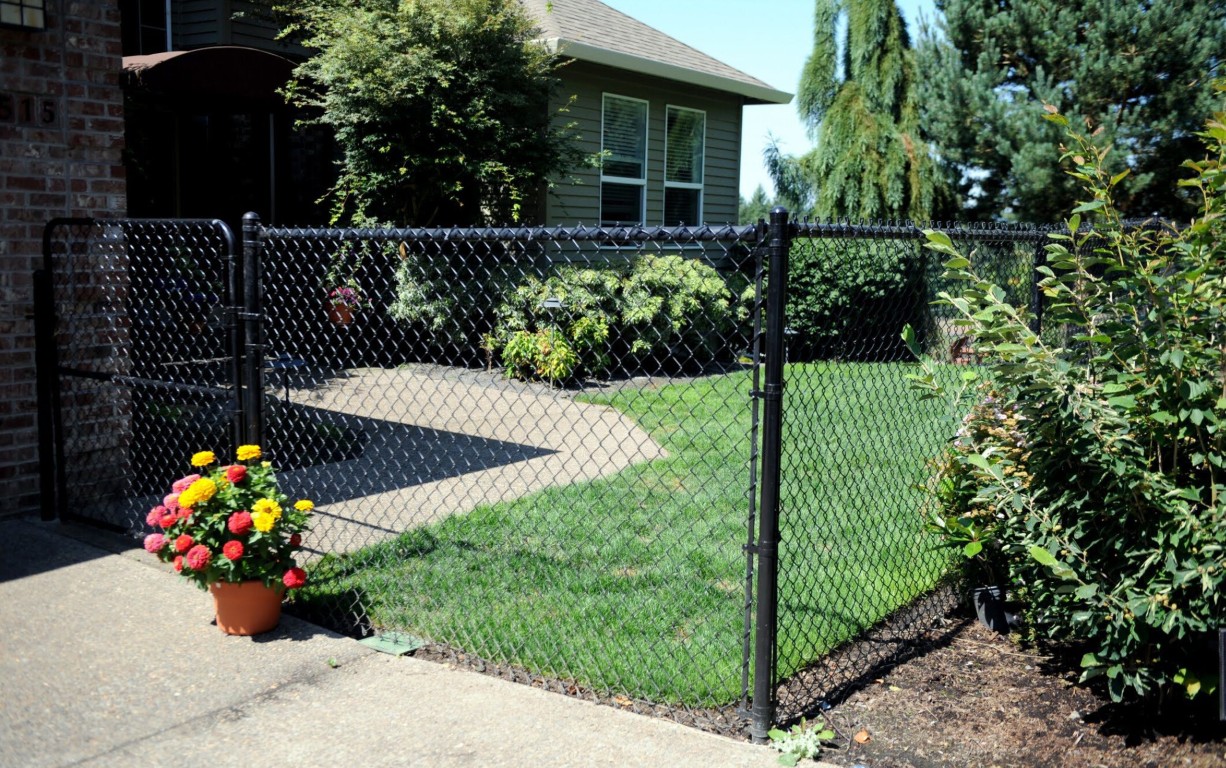 Commercial fencing solutions in Santa Clara