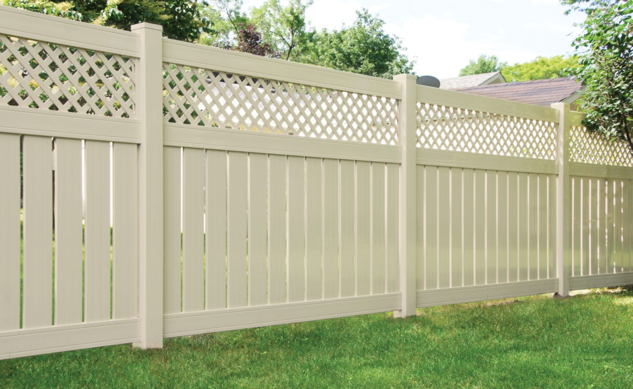 Vinyl and PVC fence installation in Santa Clara